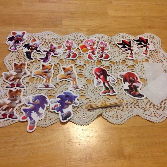 Cartoon Cake Toppers, Soni - Picture 1 of 4